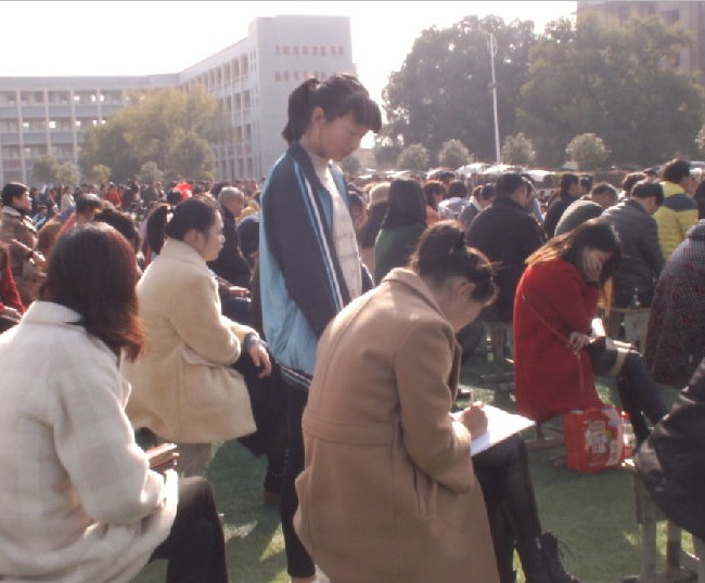大冶市第三中学-校园新闻-大冶三中2019年中考百日誓师大会 社区-首页